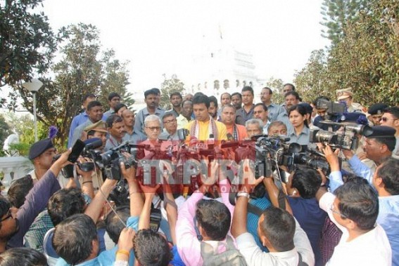 Biplab Deb-led Tripura government to assume office on Friday 